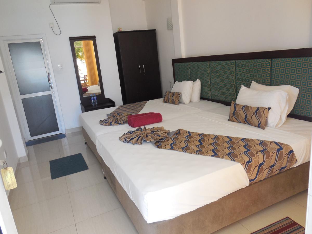 Miltons Beach Resort Unawatuna Zewnętrze zdjęcie