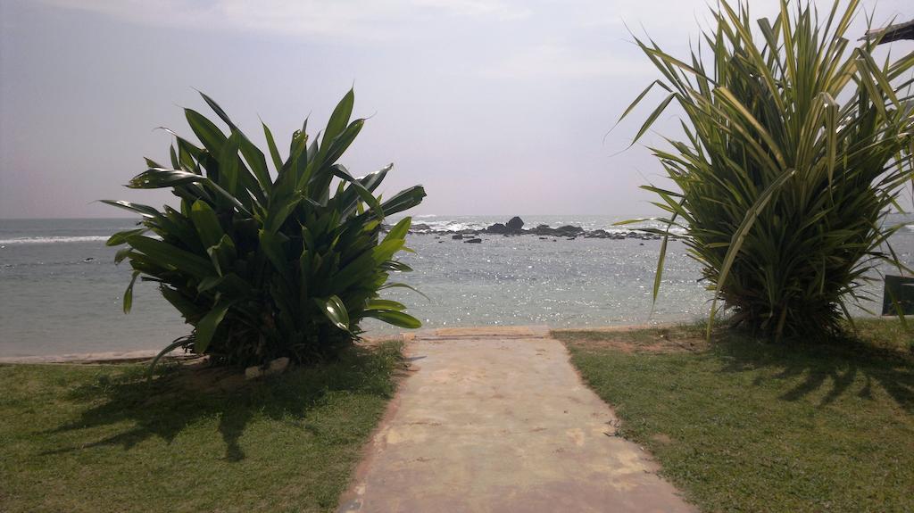 Miltons Beach Resort Unawatuna Zewnętrze zdjęcie