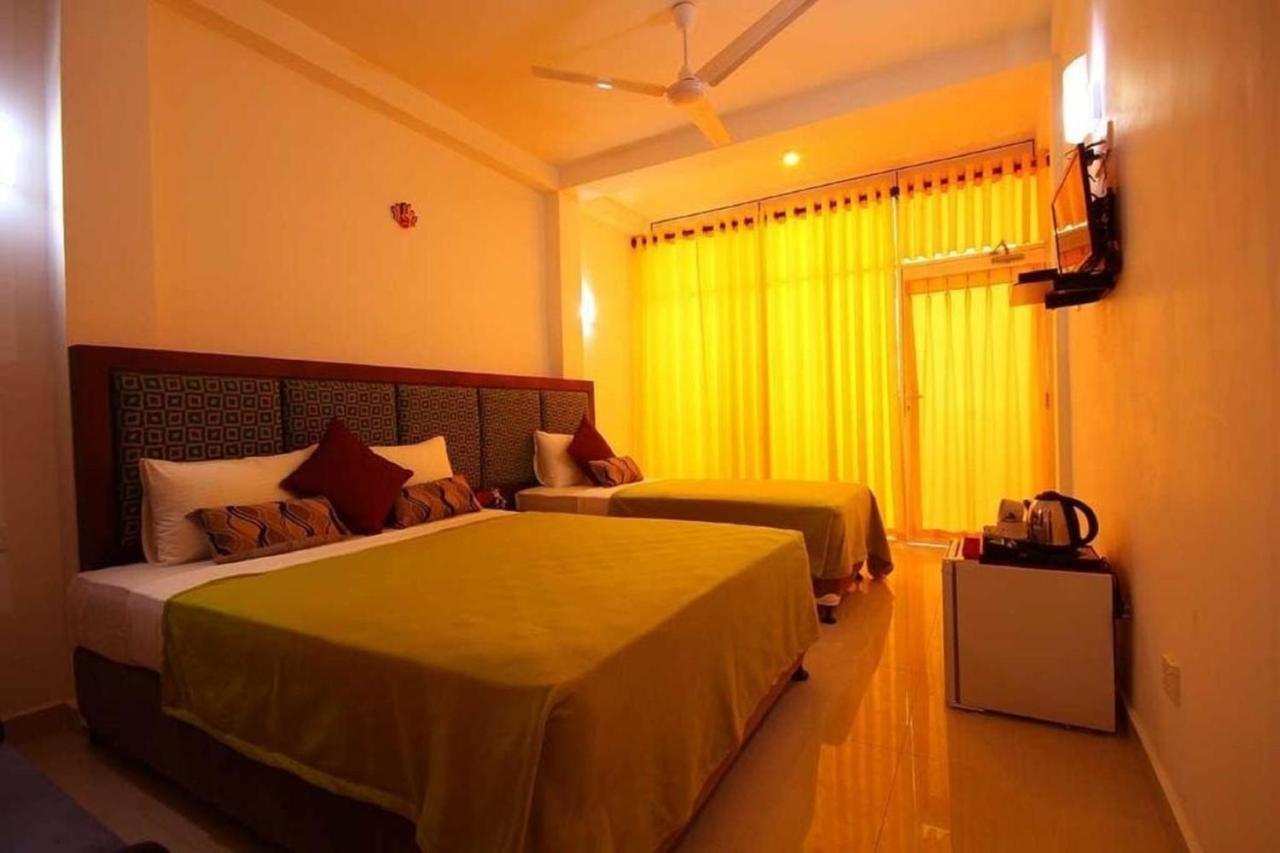 Miltons Beach Resort Unawatuna Zewnętrze zdjęcie